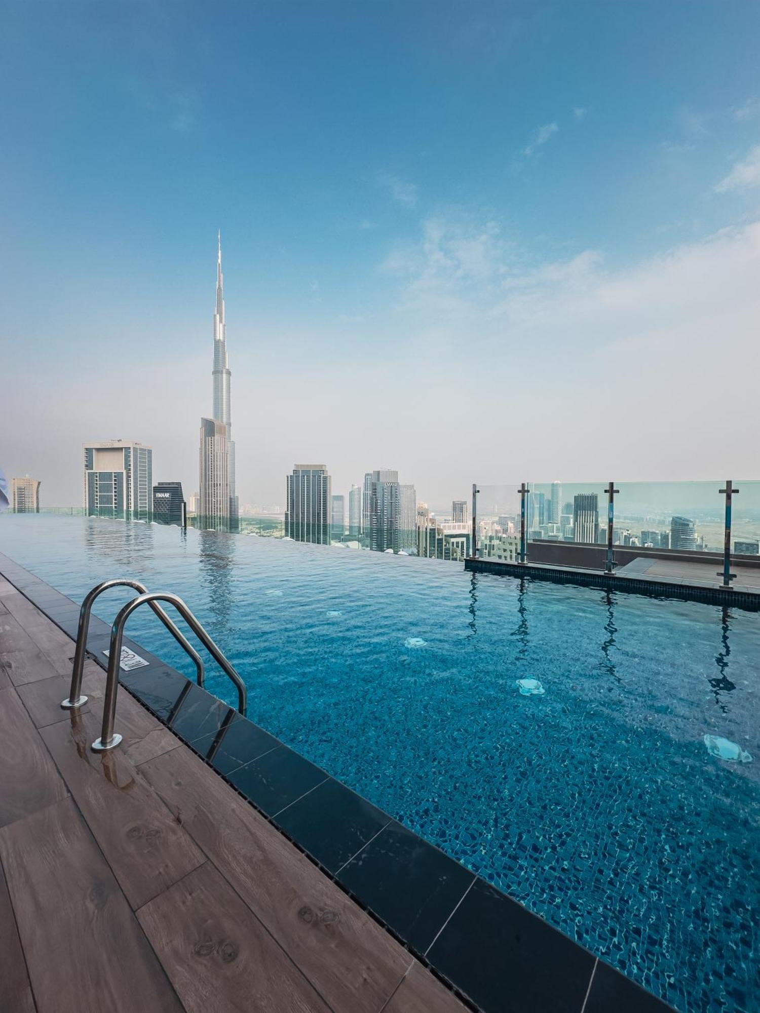 Aliving Luxe 2Br With Burj Khalifa View Infinity Pool Midtown-4704 Apartment ดูไบ ภายนอก รูปภาพ